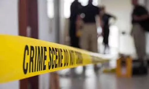 लाश की अफ़वाह पर हरकत में आई पुलिस, खुदाई में निकला कुत्ते का शव