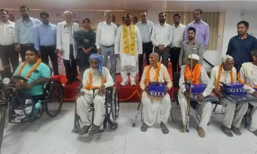 Bareilly: दिव्यांगों को मिला सहारा, 490 को दिए गए सहायक उपकरण Bareilly: दिव्यांगों को मिला सहारा, 490 को दिए गए सहायक उपकरण