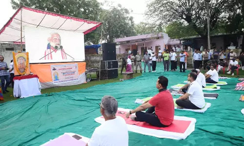 Jaipur: जिले के आठ प्रमुख धार्मिक स्थलों पर भी हुए योग कार्यक्रम