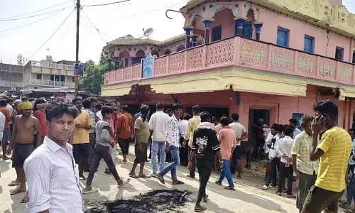 हाईटेंशन तार की चपेट में आया मासूम, बिजली विभाग की लापरवाही से गई जान हाईटेंशन तार की चपेट में आया मासूम, बिजली विभाग की लापरवाही से गई जान