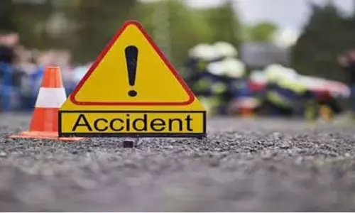 Aldona में स्कूल बस के साथ भीषण टक्कर में युवा सवार की मौत