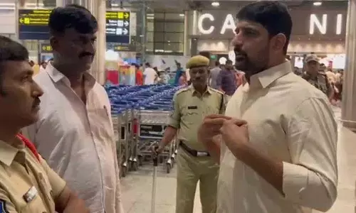 Padi Kaushik Reddy: रेवंत रेड्डी को हराया जाएगा, चाहे कितनी भी साजिशें क्यों न रची जाएं Padi Kaushik Reddy: रेवंत रेड्डी को हराया जाएगा, चाहे कितनी भी साजिशें क्यों न रची जाएं