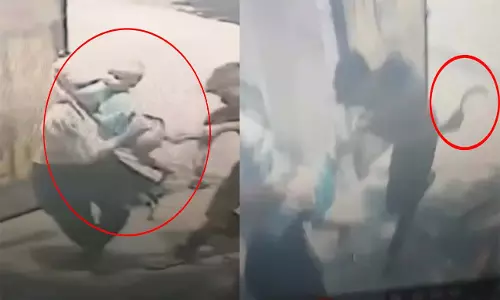 पत्नी पर हंसिया से जानलेवा हमला, CCTV में कैद हुई वारदात, आरोपी पति फरार