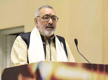 बिहार में गरीबों की मसीहा है एनडीए सरकार, लालू-तेजस्वी इससे परेशान: गिरिराज सिंह बिहार में गरीबों की मसीहा है एनडीए सरकार, लालू-तेजस्वी इससे परेशान: गिरिराज सिंह