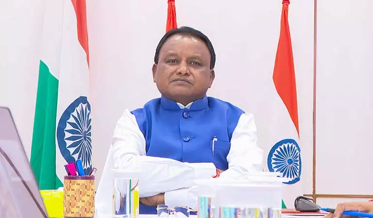 दशहरा तक डायरिया पर निगरानी रखें: CM Majhi दशहरा तक डायरिया पर निगरानी रखें: CM Majhi