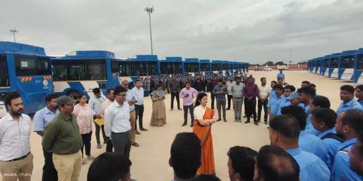 Bhubaneswar: CRUT सड़क सुरक्षा को बढ़ावा दिया गया Bhubaneswar: CRUT सड़क सुरक्षा को बढ़ावा दिया गया