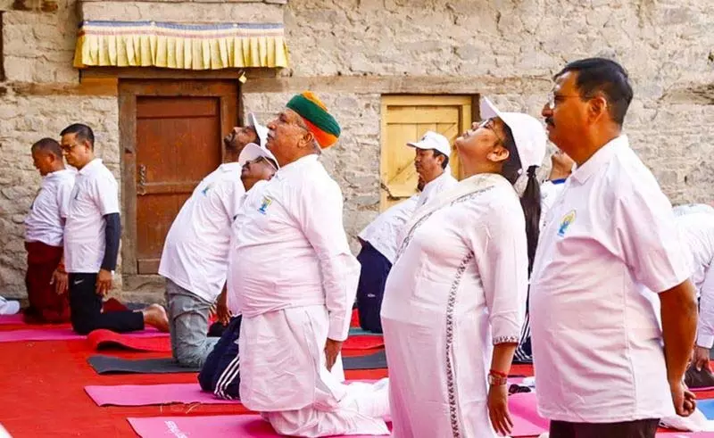 योग विश्व को भारत का उपहार: Meghwal योग विश्व को भारत का उपहार: Meghwal
