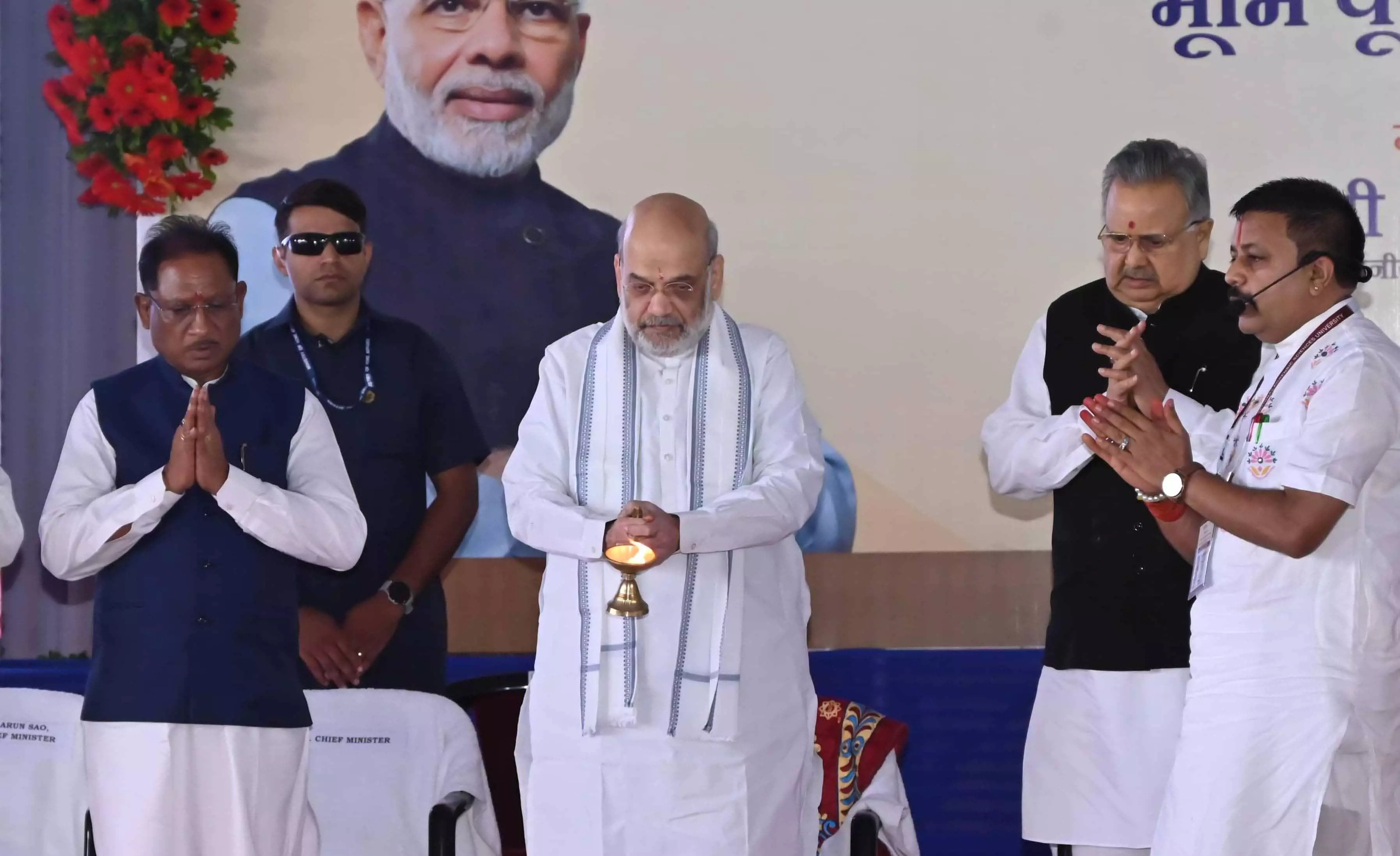 केन्द्रीय गृहमंत्री अमित शाह ने एनएफएसयू और एनएफएसएल का किया भूमिपूजन केन्द्रीय गृहमंत्री अमित शाह ने एनएफएसयू और एनएफएसएल का किया भूमिपूजन