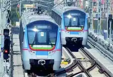 Hyderabad मेट्रो चरण II-B के लिए केंद्र को प्रस्ताव सौंपा Hyderabad मेट्रो चरण II-B के लिए केंद्र को प्रस्ताव सौंपा