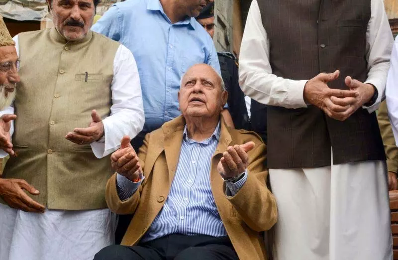 जम्मू-कश्मीर को पूर्ण राज्य का दर्जा देने में अत्यधिक देरी हुई तो सुप्रीम कोर्ट जाऊंगा: Farooq जम्मू-कश्मीर को पूर्ण राज्य का दर्जा देने में अत्यधिक देरी हुई तो सुप्रीम कोर्ट जाऊंगा: Farooq