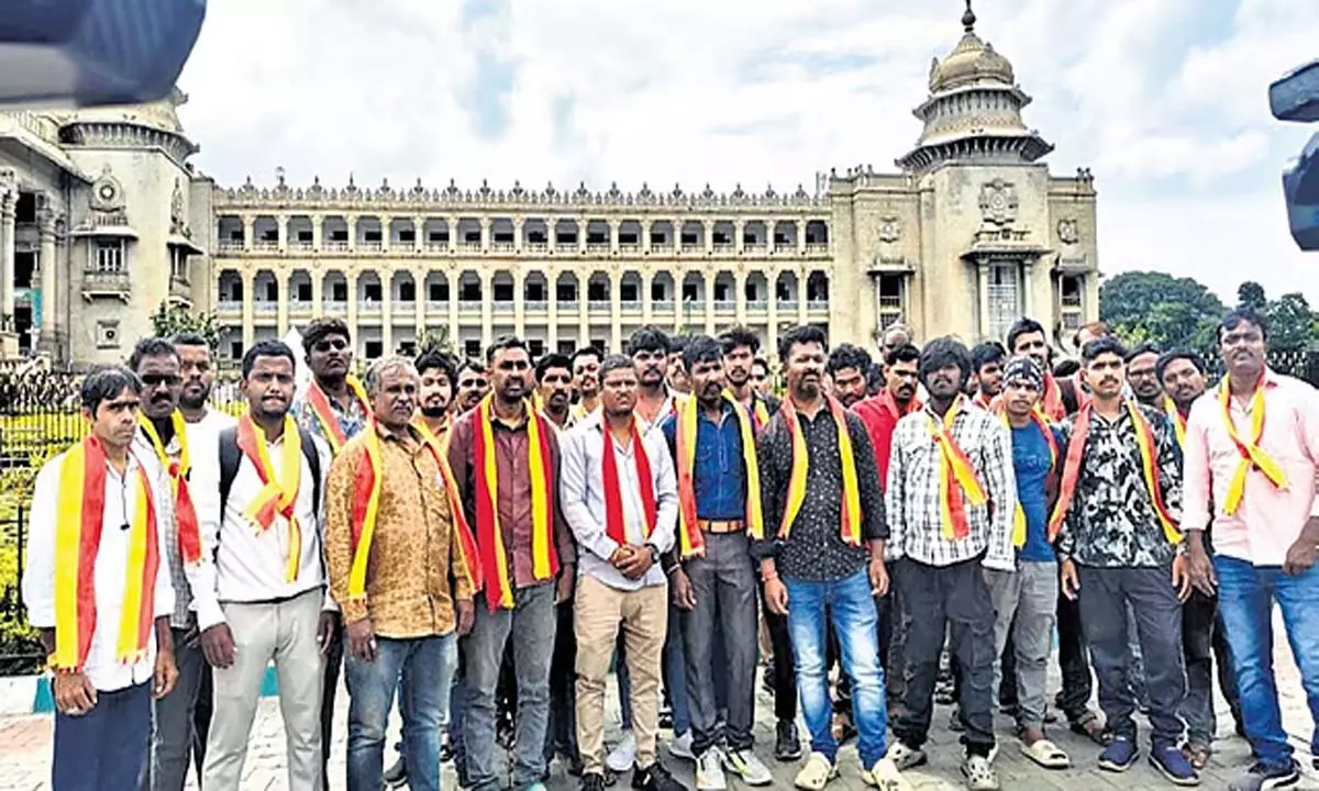 कर्नाटक में 5,000 से ज़्यादा बाइक टैक्सी सवारों ने प्रतिबंध हटाने की मांग की कर्नाटक में 5,000 से ज़्यादा बाइक टैक्सी सवारों ने प्रतिबंध हटाने की मांग की