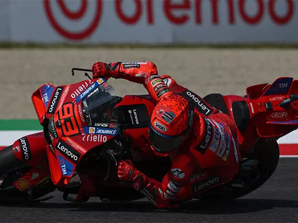 Brembo Grand Prix: मार्क मार्केज़ ने बगनिया को मुगेलो पोल से हराया Brembo Grand Prix: मार्क मार्केज़ ने बगनिया को मुगेलो पोल से हराया
