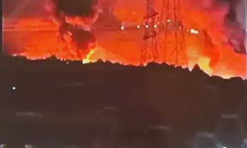 अमेरिका ने ईरान पर किया स्ट्राइक, न्यूक्लियर साइट्स तबाह अमेरिका ने ईरान पर किया स्ट्राइक, न्यूक्लियर साइट्स तबाह