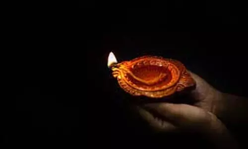 धर्म: रविवार को ऐसे करें अपने दिन की शुरुआत, बनेंगे आपके सारे काम