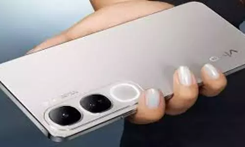 Vivo ने लॉन्च किया 16GB तक रैम सपोर्ट और 3D कर्व्ड डिस्प्ले वाला सबसे पतला फोन
