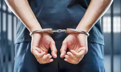 Ghaziabad: बस में 24 लाख की चोरी, तीन आरोपी गिरफ्तार Ghaziabad: बस में 24 लाख की चोरी, तीन आरोपी गिरफ्तार