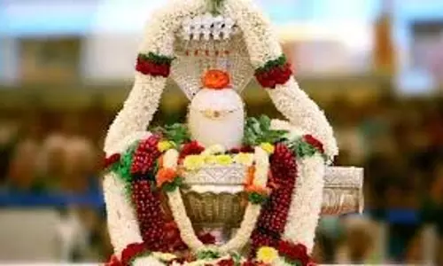 धर्म: सोम प्रदोष व्रत कल, पढ़ें व्रत कथा और इससे जुड़ी पूरी जानकारी धर्म: सोम प्रदोष व्रत कल, पढ़ें व्रत कथा और इससे जुड़ी पूरी जानकारी