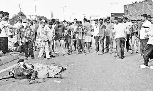Odisha : लॉरी और दोपहिया वाहन में टक्कर, महिला की मौत