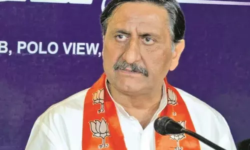 विपरीत नियमों के कारण कश्मीरी पंडितों को परेशानी: Charangu