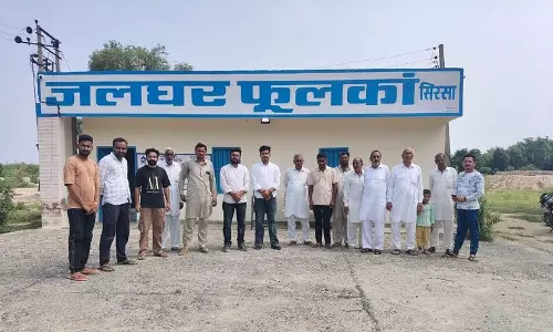 Haryana : सिरसा गांव में जल संकट के चलते प्रदर्शन