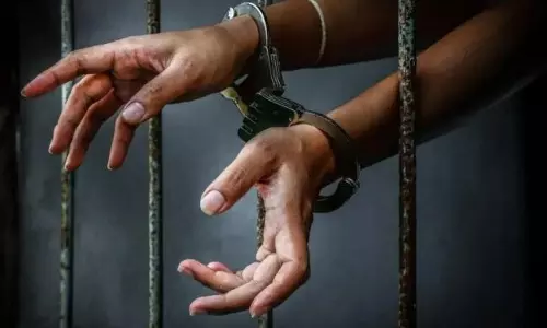 Lucknow: नाबालिगों से दरिंदगी का आरोपी गिरफ्तार