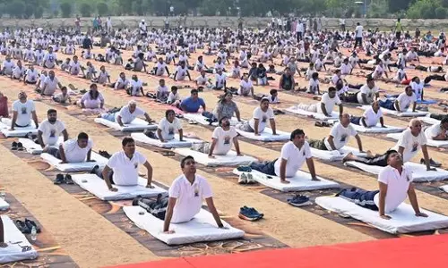 Sirsa जिले में योग युक्त, नशा मुक्त हरियाणा की गूंज Sirsa जिले में योग युक्त, नशा मुक्त हरियाणा की गूंज
