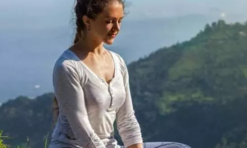 महिलाओं के लिए विशेष लाभकारी बद्ध कोणासन, मन को शांत तो तन को रखता है स्वस्थ