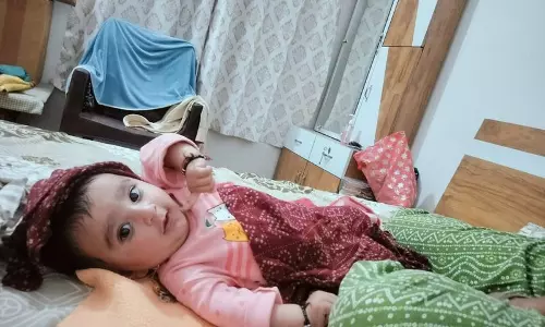छोटी सी जिंदगी, बड़ी लड़ाई बच्चे को जिंदा रहने के लिए चाहिए 14.5 करोड़ रुपये का इंजेक्शन छोटी सी जिंदगी, बड़ी लड़ाई बच्चे को जिंदा रहने के लिए चाहिए 14.5 करोड़ रुपये का इंजेक्शन