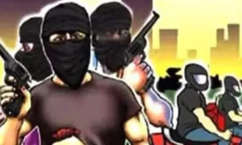 Palamu के लेस्लीगंज में 30 लाख के आभूषण की लूट