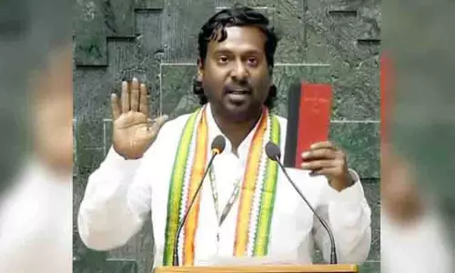 कांग्रेस MP विजय वसंत ने केंद्र से ईरान और इजरायल में फंसे भारतीय मछुआरों को बचाने का आग्रह किया कांग्रेस MP विजय वसंत ने केंद्र से ईरान और इजरायल में फंसे भारतीय मछुआरों को बचाने का आग्रह किया