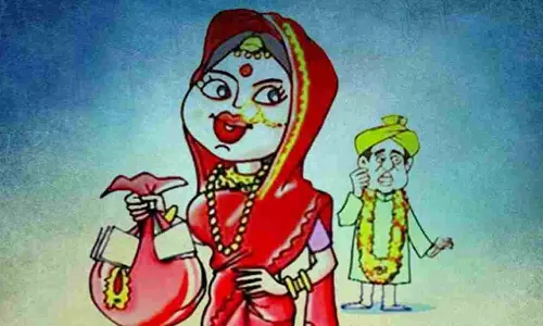 Hapur: शादी के कुछ दिन बाद ही नवविवाहिता ने लगाया चूना