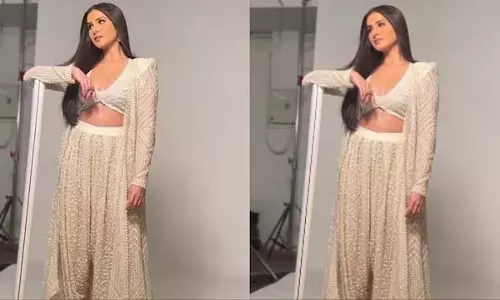 Tara Sutaria : एथनिक फैशन को दिया नया अंदाज़ Tara Sutaria : एथनिक फैशन को दिया नया अंदाज़