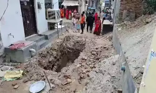 Faridabad में महिला का शव 10 फुट गहरे गड्ढे में दबा मिला