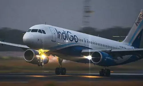 Jabalpur : फ्लाइट आखिरी समय में रद्द होने से इंदौर एयरपोर्ट पर अफरा-तफरी