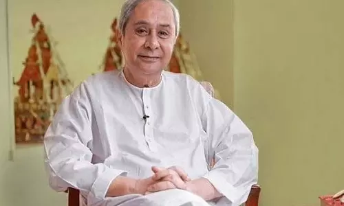 BJD प्रमुख नवीन पटनायक की सर्जरी, पार्टी नेताओं ने मंदिरों में पूजा-अर्चना की BJD प्रमुख नवीन पटनायक की सर्जरी, पार्टी नेताओं ने मंदिरों में पूजा-अर्चना की