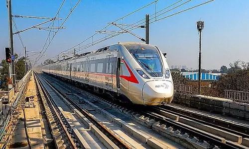 Ghaziabad: ‘नमो भारत’ सेमी-हाई स्पीड ट्रेन ने बदली यात्रा की परिभाषा Ghaziabad: ‘नमो भारत’ सेमी-हाई स्पीड ट्रेन ने बदली यात्रा की परिभाषा