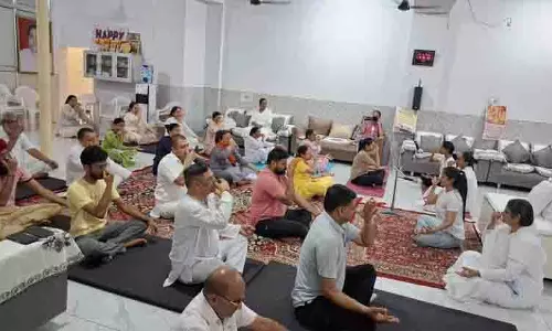 Jalandhar: अंतर्राष्ट्रीय योग दिवस स्वास्थ्य और सद्भाव को बढ़ावा देता Jalandhar: अंतर्राष्ट्रीय योग दिवस स्वास्थ्य और सद्भाव को बढ़ावा देता