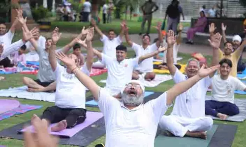 Jalandhar में उत्साह के साथ मनाया गया अंतर्राष्ट्रीय योग दिवस Jalandhar में उत्साह के साथ मनाया गया अंतर्राष्ट्रीय योग दिवस