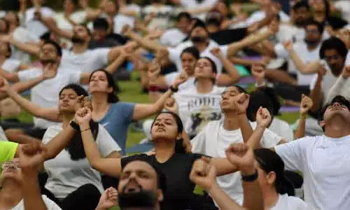 Ludhiana: अंतर्राष्ट्रीय योग दिवस पर निवासियों ने स्वास्थ्य को अपनाया Ludhiana: अंतर्राष्ट्रीय योग दिवस पर निवासियों ने स्वास्थ्य को अपनाया