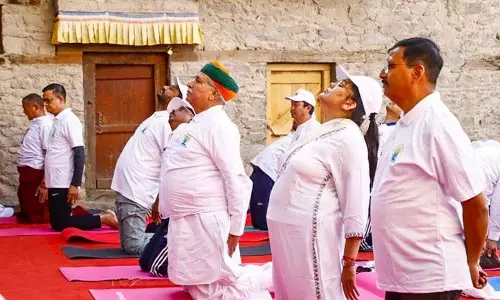 योग विश्व को भारत का उपहार: Meghwal योग विश्व को भारत का उपहार: Meghwal