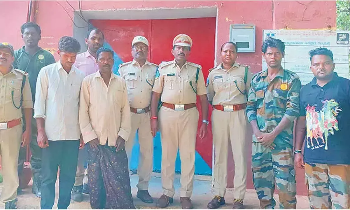 Telangana: छिपकली शिकार मामले में वन विभाग के अधिकारी समेत दो गिरफ्तार