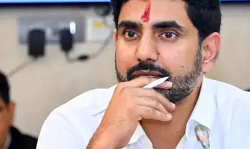 बोर्ड का कहना है कि वीआर हाई स्कूल में दाखिले खत्म हो गए हैं : Nara Lokesh
