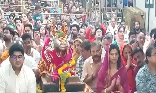 COAS जनरल उपेंद्र द्विवेदी ने कश्मीर में सुरक्षा ग्रिड की समीक्षा की COAS जनरल उपेंद्र द्विवेदी ने कश्मीर में सुरक्षा ग्रिड की समीक्षा की