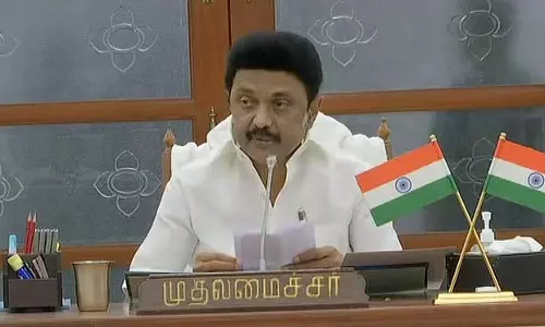 CM ने शिक्षा के माध्यम से सफलता प्राप्त करने वाली ट्रांसजेंडर महिला को बधाई दी