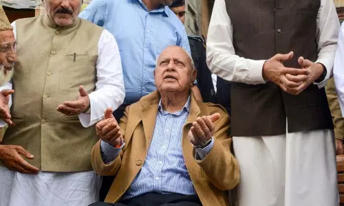 जम्मू-कश्मीर को पूर्ण राज्य का दर्जा देने में अत्यधिक देरी हुई तो सुप्रीम कोर्ट जाऊंगा: Farooq