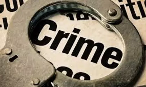 Rohtak: नाकाबंदी में अवैध हथियारों की तस्करी कर रहे तीन युवक दबोचे, एक भागा Rohtak: नाकाबंदी में अवैध हथियारों की तस्करी कर रहे तीन युवक दबोचे, एक भागा