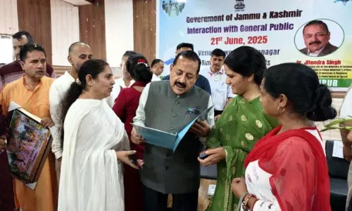 मोदी सरकार जमीनी स्तर पर काम कर रही है, घर-घर तक पहुंच रही है सेवा: Dr Jitendra
