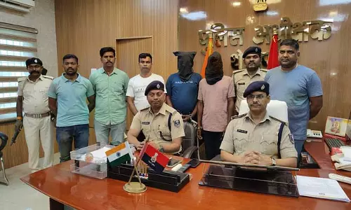 फिल्मी स्टाइल में शराब तस्करी, शेखपुरा में दो तस्कर गिरफ्तार फिल्मी स्टाइल में शराब तस्करी, शेखपुरा में दो तस्कर गिरफ्तार