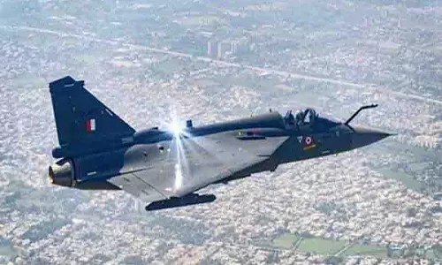 Pathankot स्कूल के प्रिंसिपल ने पेरिस एयर शो में भाग लिया