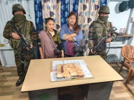 1.20 करोड़ की ड्रग्स जब्त, दो महिलाएं गिरफ्तार 1.20 करोड़ की ड्रग्स जब्त, दो महिलाएं गिरफ्तार